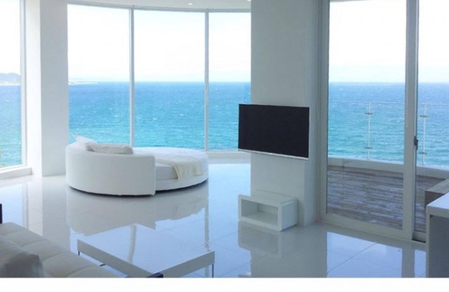 Pohang Nature Pool Villa Pension