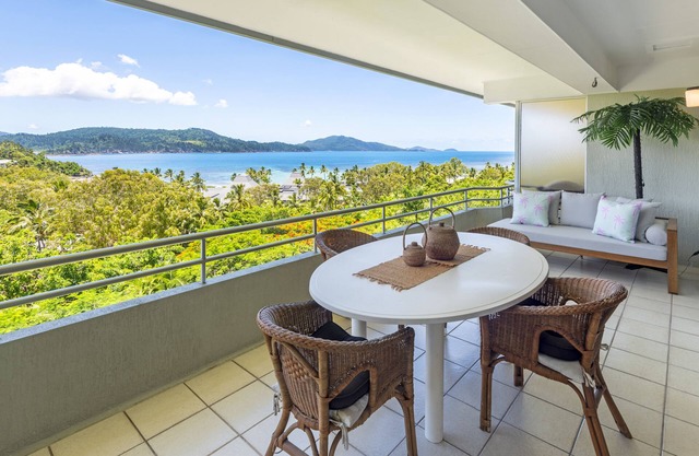 Poinciana Lodge 207, Poinciana Lodge 207 on Hamilton Island