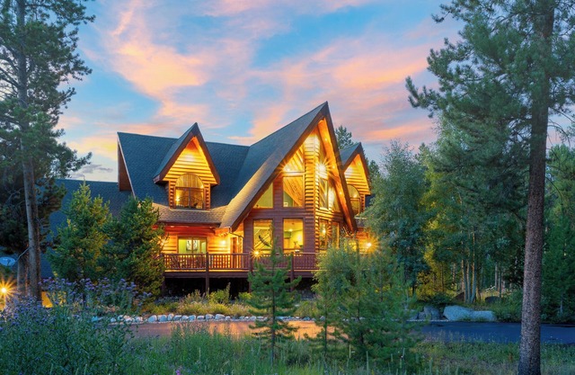 Pole Creek Luxury Home - Incroyable Vues / Activités GRATUITES / Spa / WiFi GRATUIT / Réductions Concierge