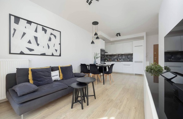 Polki 3A | Tasteful Apartment | Smart TV