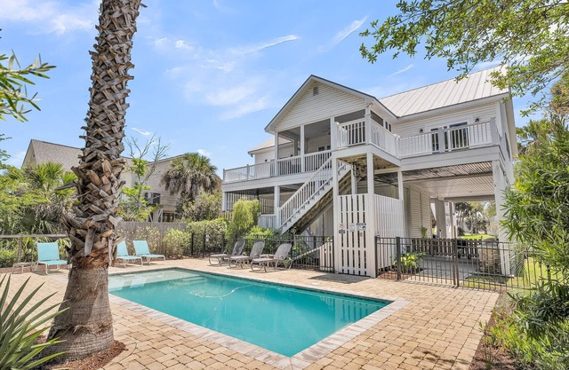 Pompano Pool House