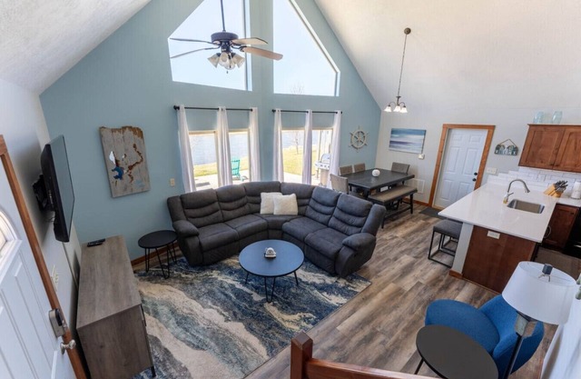 Pond House #48 w/ Waterpark & Golf Cart