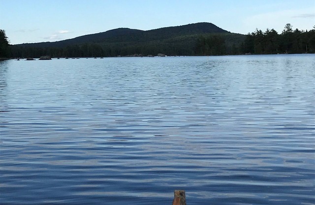 The Pond House - Étang Donnell Franklin, Maine