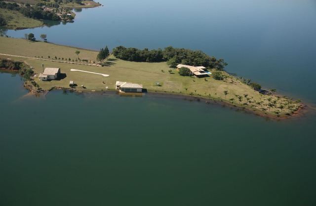 PONTAL DAS ARVORES entre le barrage de Tiradentes et Carrancas MG - CAMARGOS