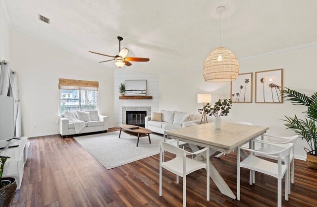 Ponte Vedra Beach Coastal Getaway: Sleeps 8