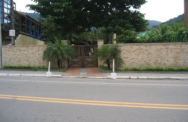 piscine / 5 chambres / 4 wc / barbecue / mini tennis / wifi