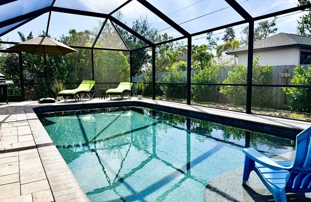 Charming Pool Villa in lovely Venice next to Gulf Beaches - WiFi