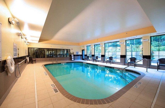 Bassin. Petit déjeuner gratuit. Gym. Près de Wrightsville Beach.