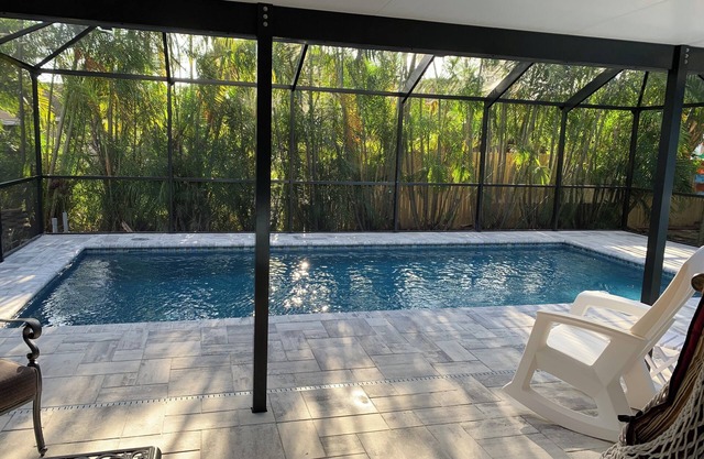 Pool home near Manasota Key and S Venice Beaches