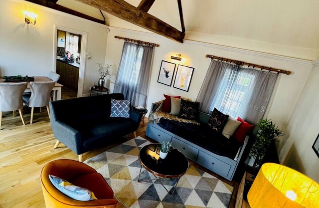 Pool House -Vue sur Piscine-Appartement-Signature-Salle de bain privée séparée