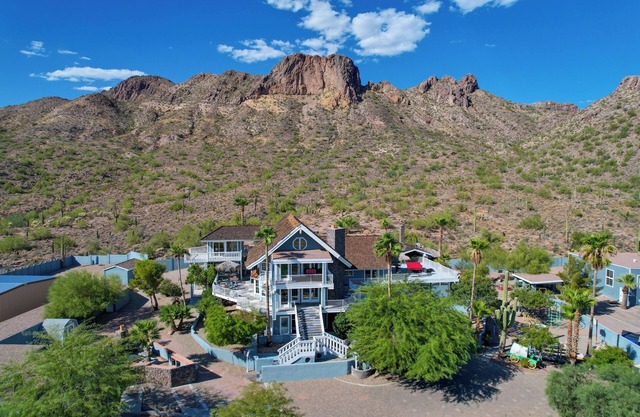 Private Outdoor Oasis - Apache Junction Home!
