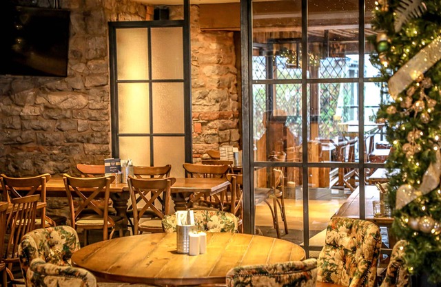 Pooley Bridge Inn
