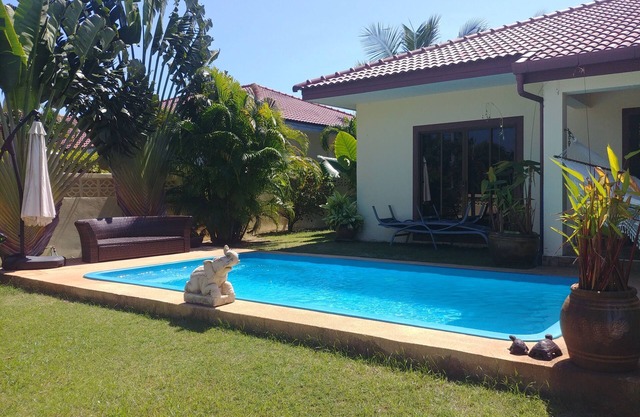 Villa avec piscine privée près de Naiharn beach
