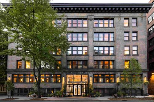 Populus Seattle