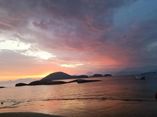 Por do sol Jaguanum