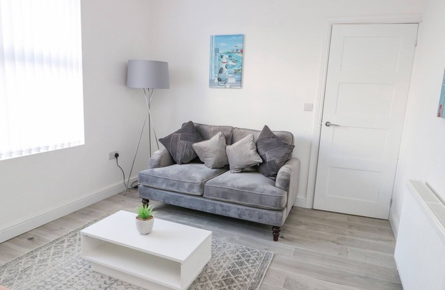 PORT APARTMENT 2, pet friendly in Holyhead
