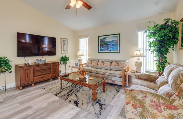 Port St Lucie Home ~ 15 Mi to Jensen Beach Park!