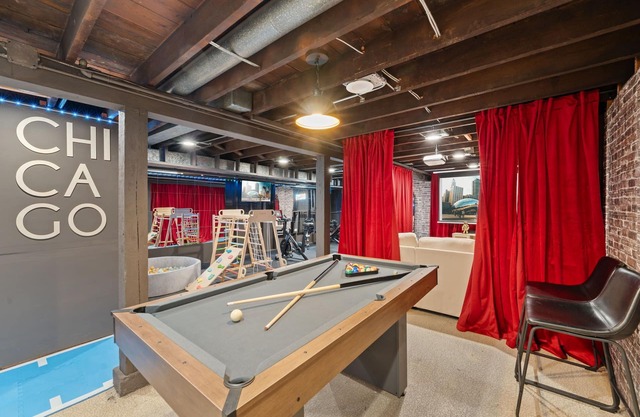 Portage Park /Theater/Deck/Game Room/Gym/Arcade