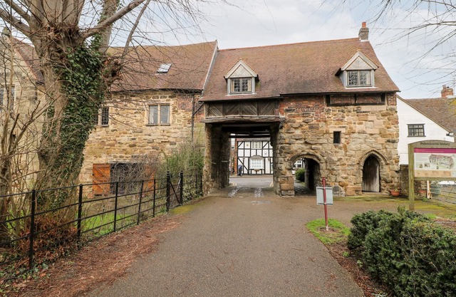 Porter's Lodge, POLESWORTH