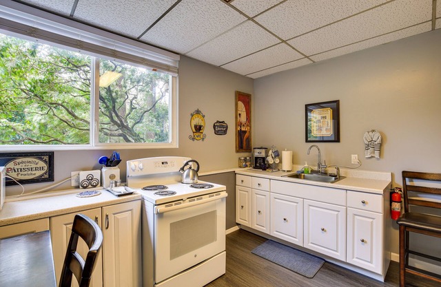 Portland Vacation Rental ~ 11 Miles to Downtown