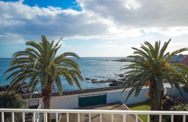 Porto Martins Bay Apartments - B Apt (AL). vacances mer dans la zone de baignade.