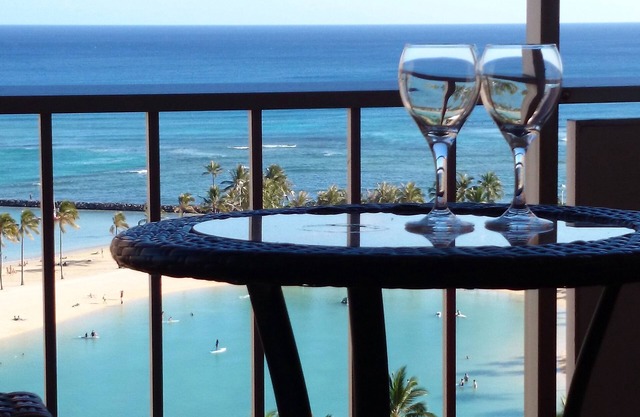 Posh & Lavish ... 2 ADJOINING SUITES ... Direct Ocean Views