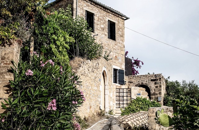 The Olive Tree Residence - Une expérience de maison-tour unique