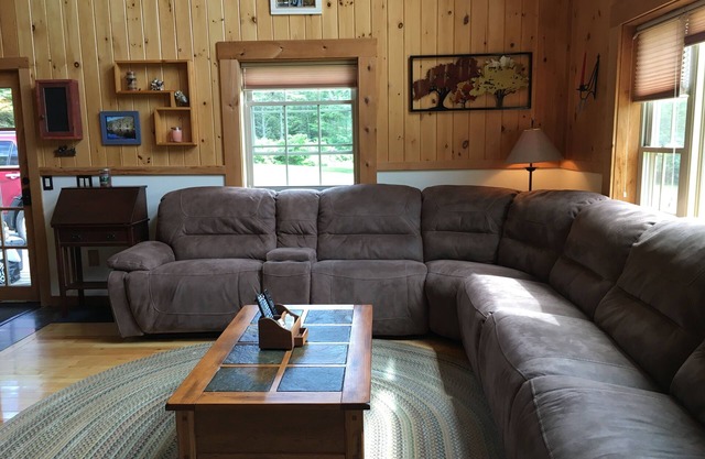 Post & Beam Cottage - Accès au rivage, vue sur la montagne - Près de l'Acadie et des plages