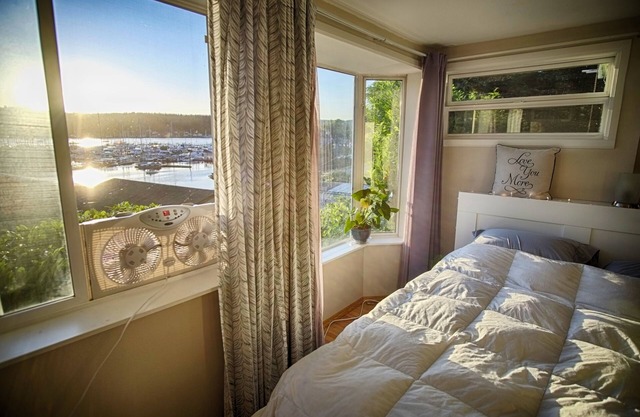 Poulsbo Marina et Olympic View Hideaway