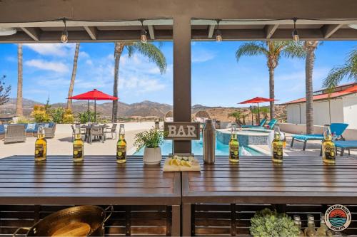Poway Panorama Peak - Pool, Spa, Sleeps 24!