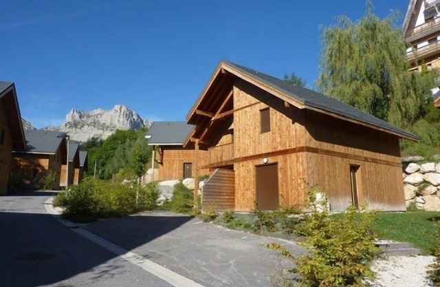 Studio Rustique dans un Village Enchanteur | Vacances de Ski Parfait!