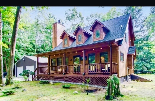 Premier Cottage Getaway-Acorn Grove, Pentwater, MI