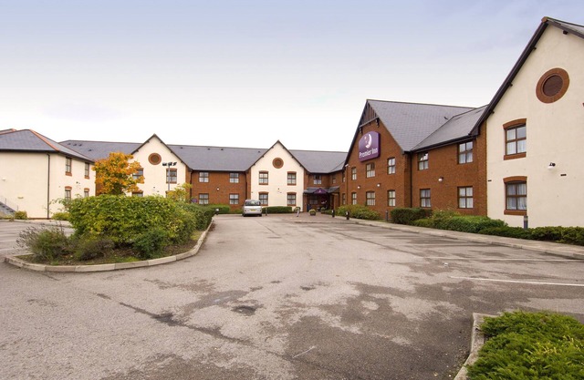 Premier Inn Chester Central Se