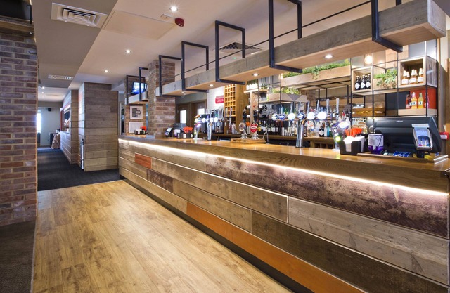 Premier Inn Farnham