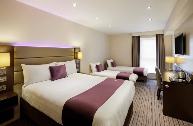 Premier Inn Glasgow - Hamilton