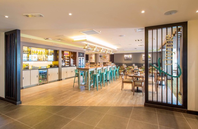 Premier Inn Lichfield City Cen