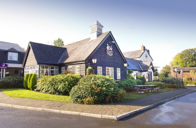 Premier Inn Manchester Handforth