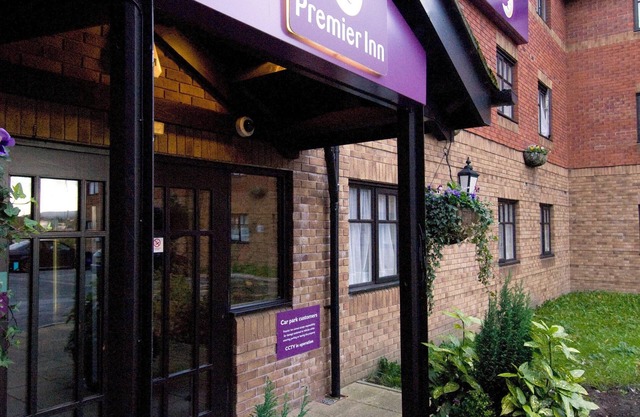 Premier Inn Manchester Hyde