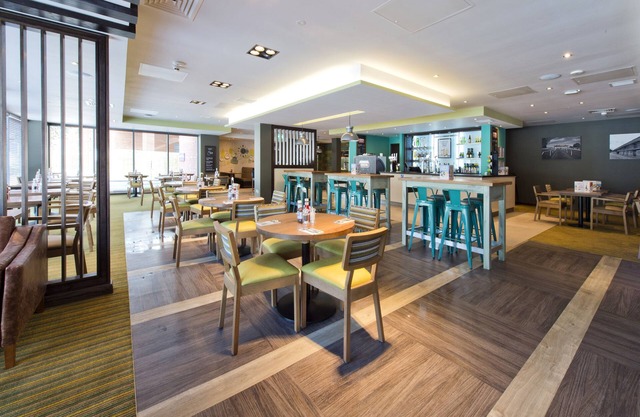 Premier Inn Newbury Town Centre