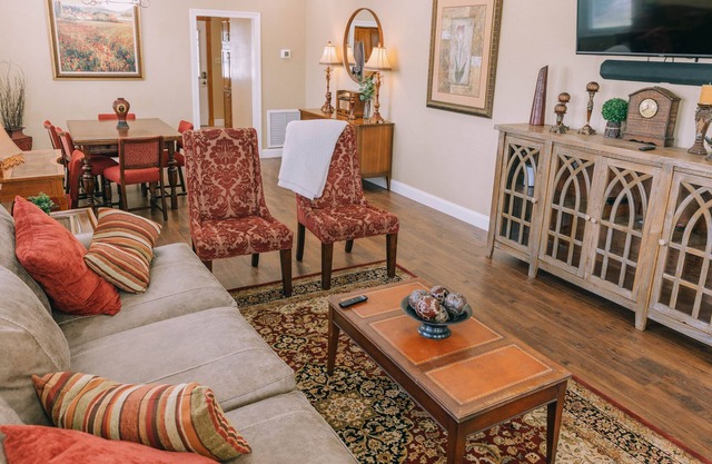 “Premier Maison”- A Charming 2 bedroom cottage