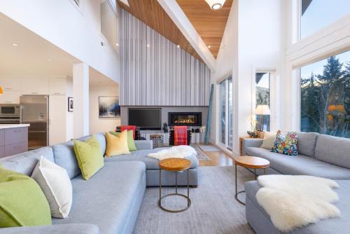 Premium 4-Bedroom Chalet