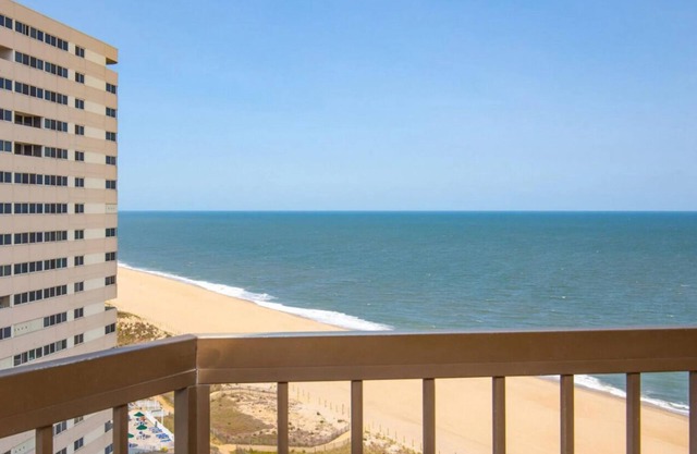Premium Ocean 2 Queens, Ashore Resort & Beach Club, Beach Access