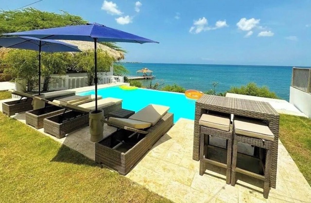 Premium Palmar Ocoa Villa