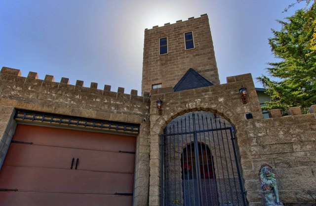 NEW! Prescott Hilltop Castle w/ Breathtaking Views