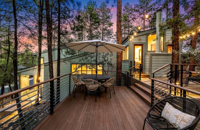 Prescott Treehouse. Luxe 4BR/3Ba Home. Sleeps 10