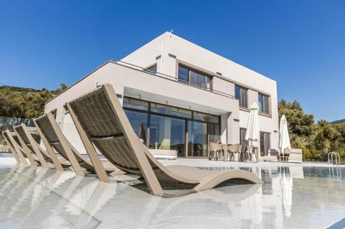 Presidential Beach Villa