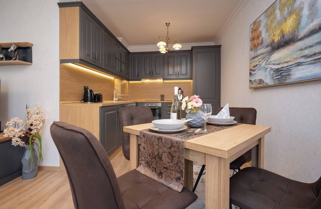 Prestige Central Apartments-Apartment 5