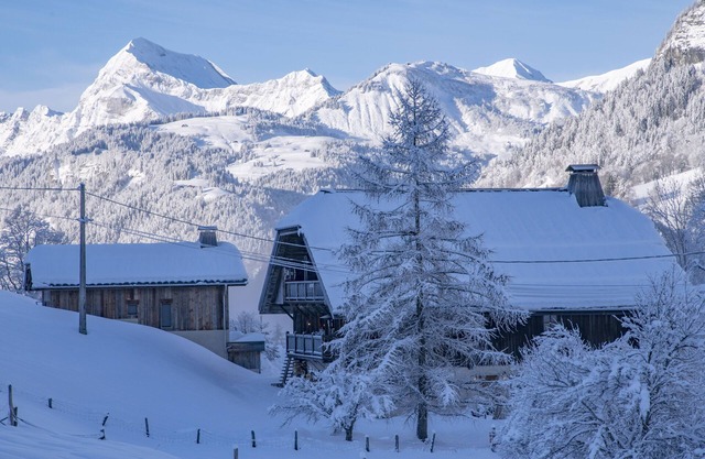Location prestige près de Megève avec services personnalisés. Charme, détente.