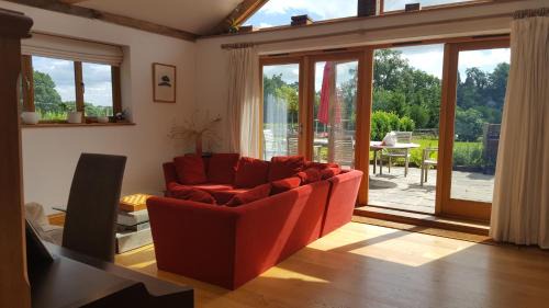 Prestwick Oak - 2 Luxury Ensuite Doubles - Sleeps 4-6 - Rural Quirky Contemporary
