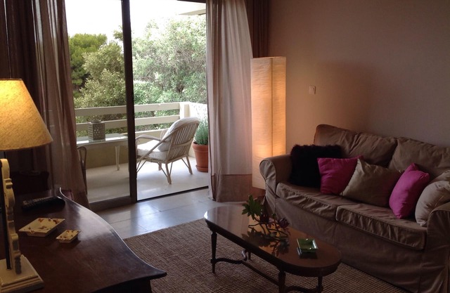 Joli appartement au 2ème étage avec vue sur la mer